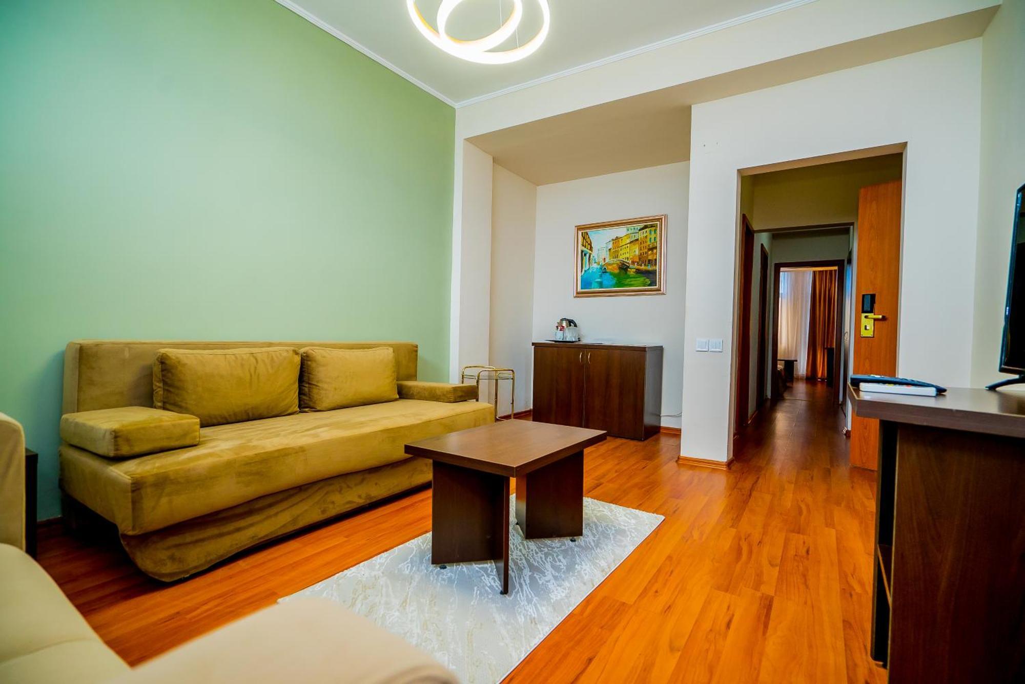 Guci Hotel Köstence Dış mekan fotoğraf